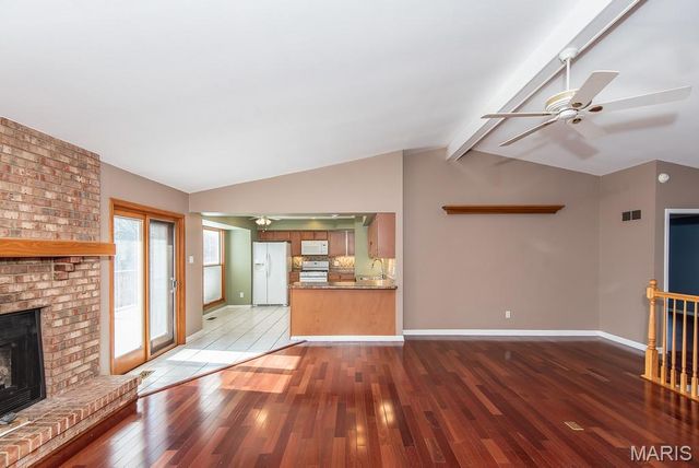 5902 Briarmist Place, St Louis, MO 63128