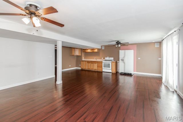 5902 Briarmist Place, St Louis, MO 63128