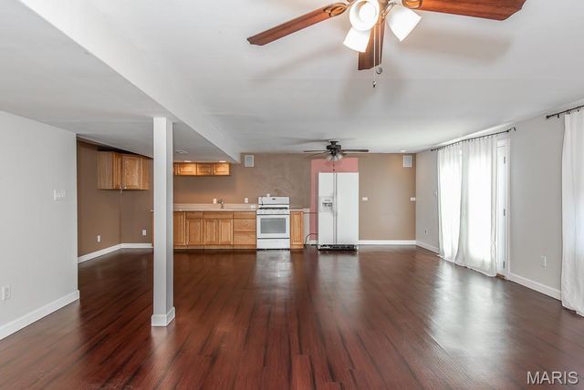 5902 Briarmist Place, St Louis, MO 63128