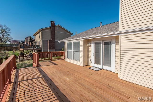 5902 Briarmist Place, St Louis, MO 63128