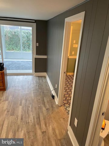 2400 EDGE HILL RD, Huntingdon Valley, PA 19006