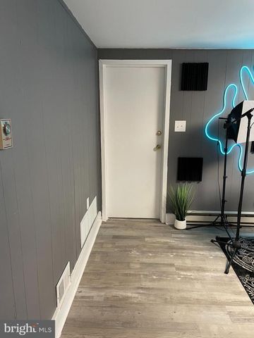 2400 EDGE HILL RD, Huntingdon Valley, PA 19006