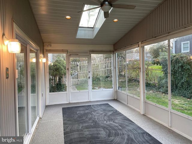 2400 EDGE HILL RD, Huntingdon Valley, PA 19006