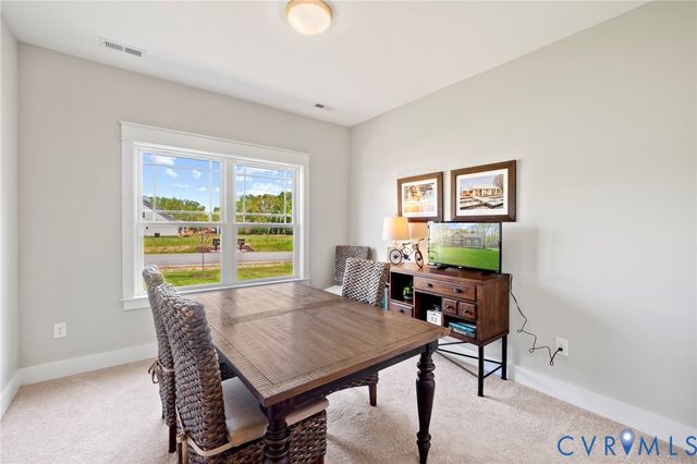 2075 Arminta Ln, Lanexa, VA 23089