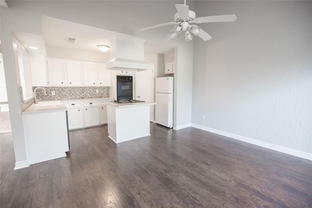 13314 Ravensway Drive, Cypress, TX 77429