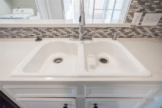 13314 Ravensway Drive, Cypress, TX 77429