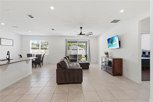 905 HONEY PETAL LANE, Deland, FL 32720