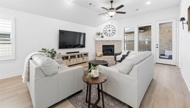 2324 Campfire Trail, Northlake, TX 76247