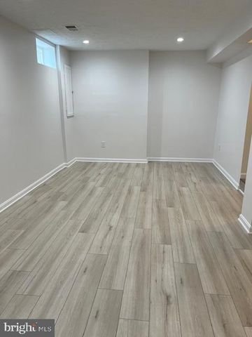 7511 WEATHERBY DR, Derwood, MD 20855