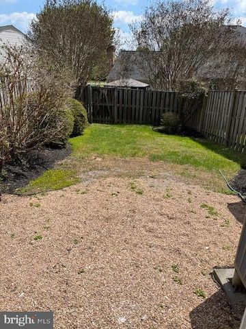 7511 WEATHERBY DR, Derwood, MD 20855