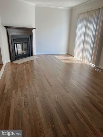 7511 WEATHERBY DR, Derwood, MD 20855