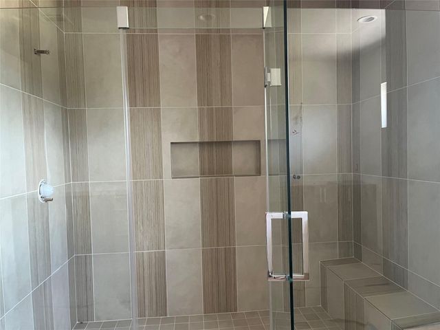 11602 Royal Parkside Place, Houston, TX 77082