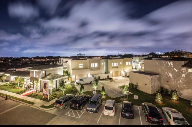 11602 Royal Parkside Place, Houston, TX 77082