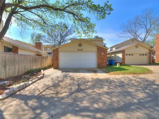 13025 E 28th Place, Tulsa, OK 74134