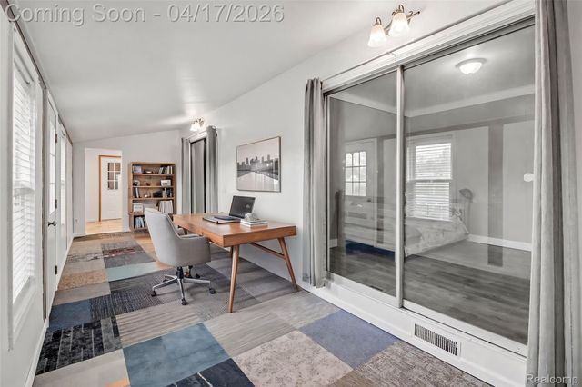 1612 Connecticut Street, Wolverine Lake Village, MI 48390