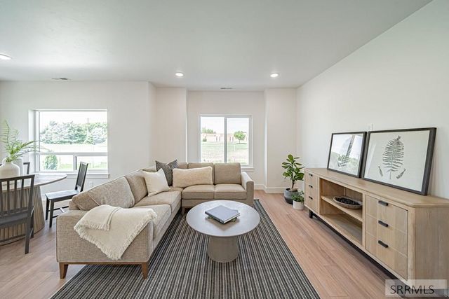 1278 Meadow Edge Ct, Idaho Falls, ID 83402