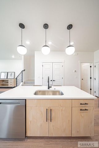 1278 Meadow Edge Ct, Idaho Falls, ID 83402