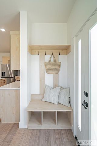 1278 Meadow Edge Ct, Idaho Falls, ID 83402