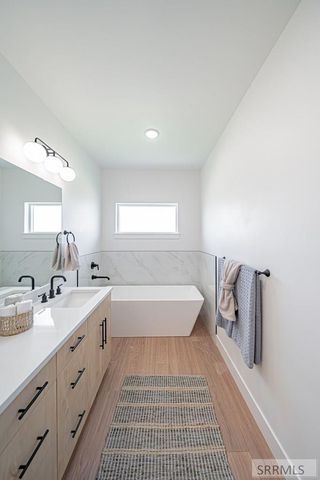 1278 Meadow Edge Ct, Idaho Falls, ID 83402