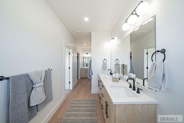 1278 Meadow Edge Ct, Idaho Falls, ID 83402