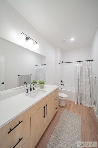 1278 Meadow Edge Ct, Idaho Falls, ID 83402