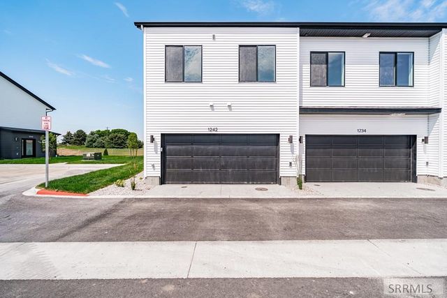 1278 Meadow Edge Ct, Idaho Falls, ID 83402