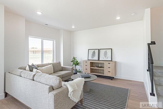 1278 Meadow Edge Ct, Idaho Falls, ID 83402