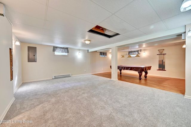 2163 Bluegrama Dr, Burlington, KY 41005