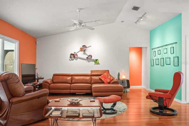 658 CLARK COURT, Mount Dora, FL 32757