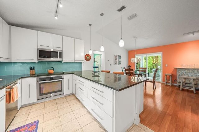 658 CLARK COURT, Mount Dora, FL 32757