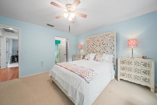 658 CLARK COURT, Mount Dora, FL 32757