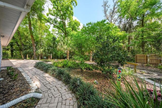 658 CLARK COURT, Mount Dora, FL 32757