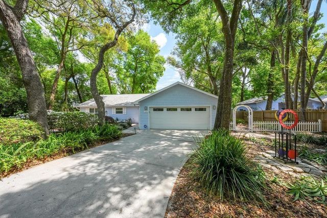 658 CLARK COURT, Mount Dora, FL 32757