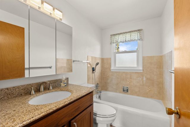 7913 E Indiana Ave, Spokane, WA 99212