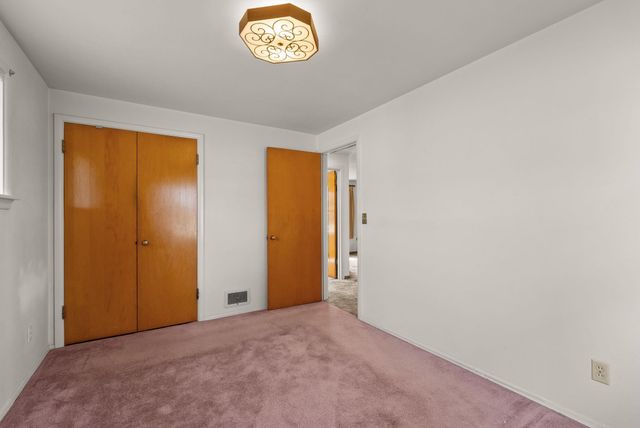 7913 E Indiana Ave, Spokane, WA 99212