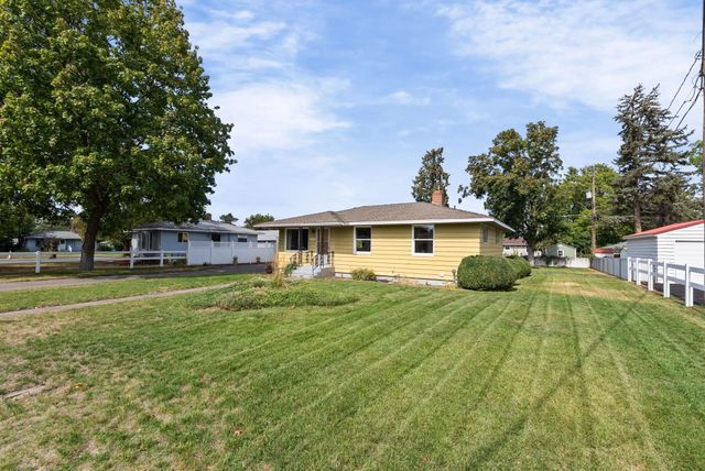 7913 E Indiana Ave, Spokane, WA 99212