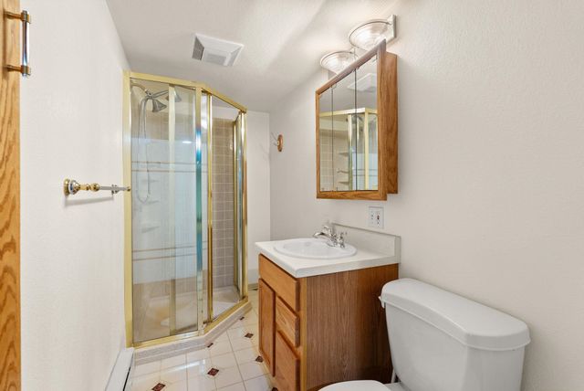 7913 E Indiana Ave, Spokane, WA 99212