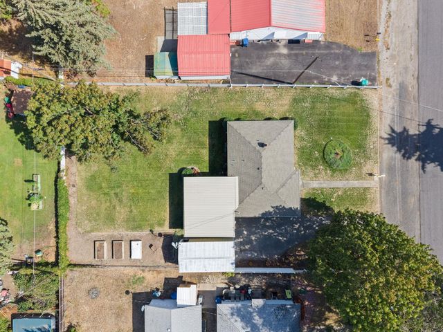 7913 E Indiana Ave, Spokane, WA 99212