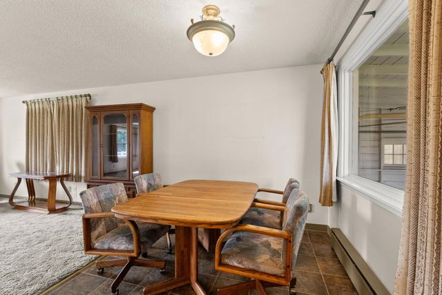 7913 E Indiana Ave, Spokane, WA 99212