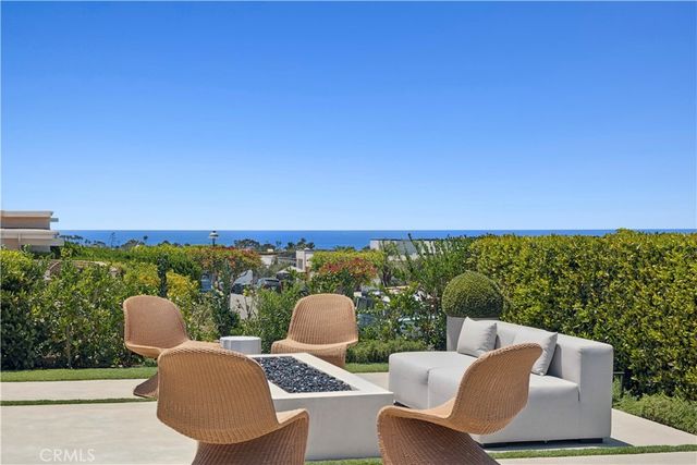 1120 White Sails Way, Corona Del Mar, CA 92625