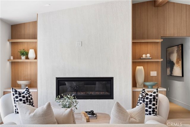 1120 White Sails Way, Corona Del Mar, CA 92625