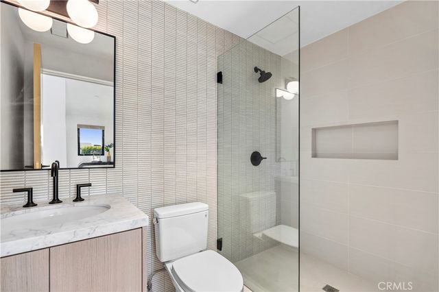1120 White Sails Way, Corona Del Mar, CA 92625