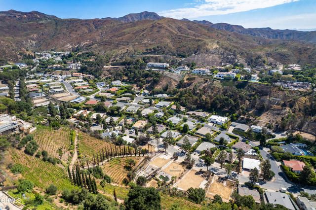 1227 Bienveneda Avenue, Los Angeles, CA 90272