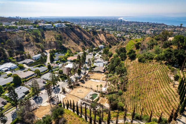 1227 Bienveneda Avenue, Los Angeles, CA 90272