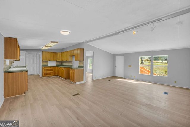 446 Flat Creek Drive, Dawsonville, GA 30534