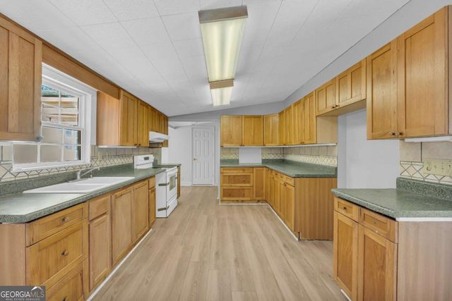 446 Flat Creek Drive, Dawsonville, GA 30534