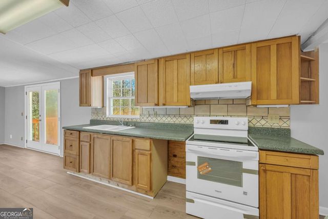 446 Flat Creek Drive, Dawsonville, GA 30534