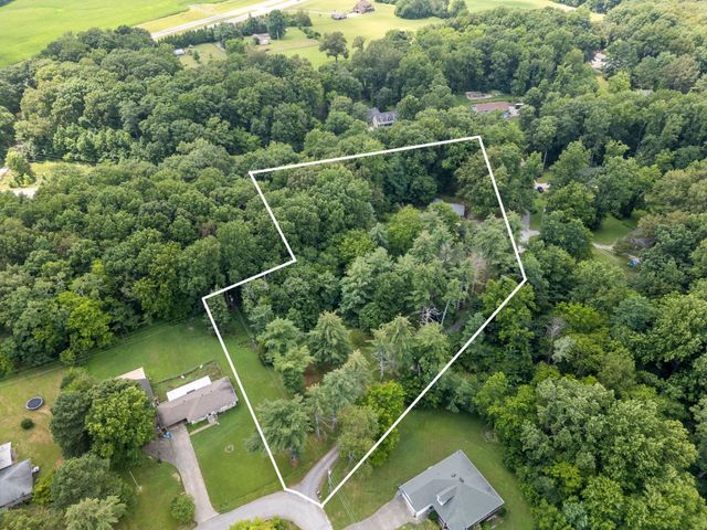 132 Highland Dr, Portland, TN 37148