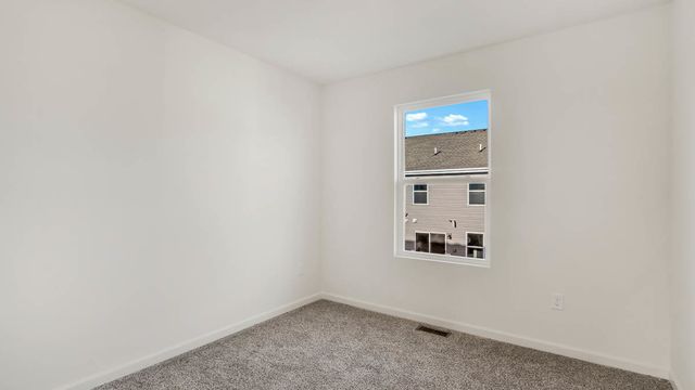 6500 Linden Trail E, Wonder Lake, IL 60097