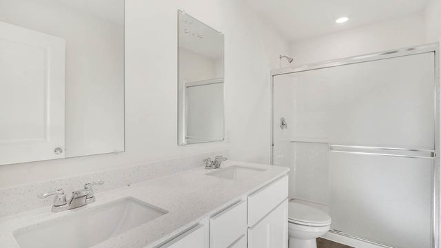6500 Linden Trail E, Wonder Lake, IL 60097